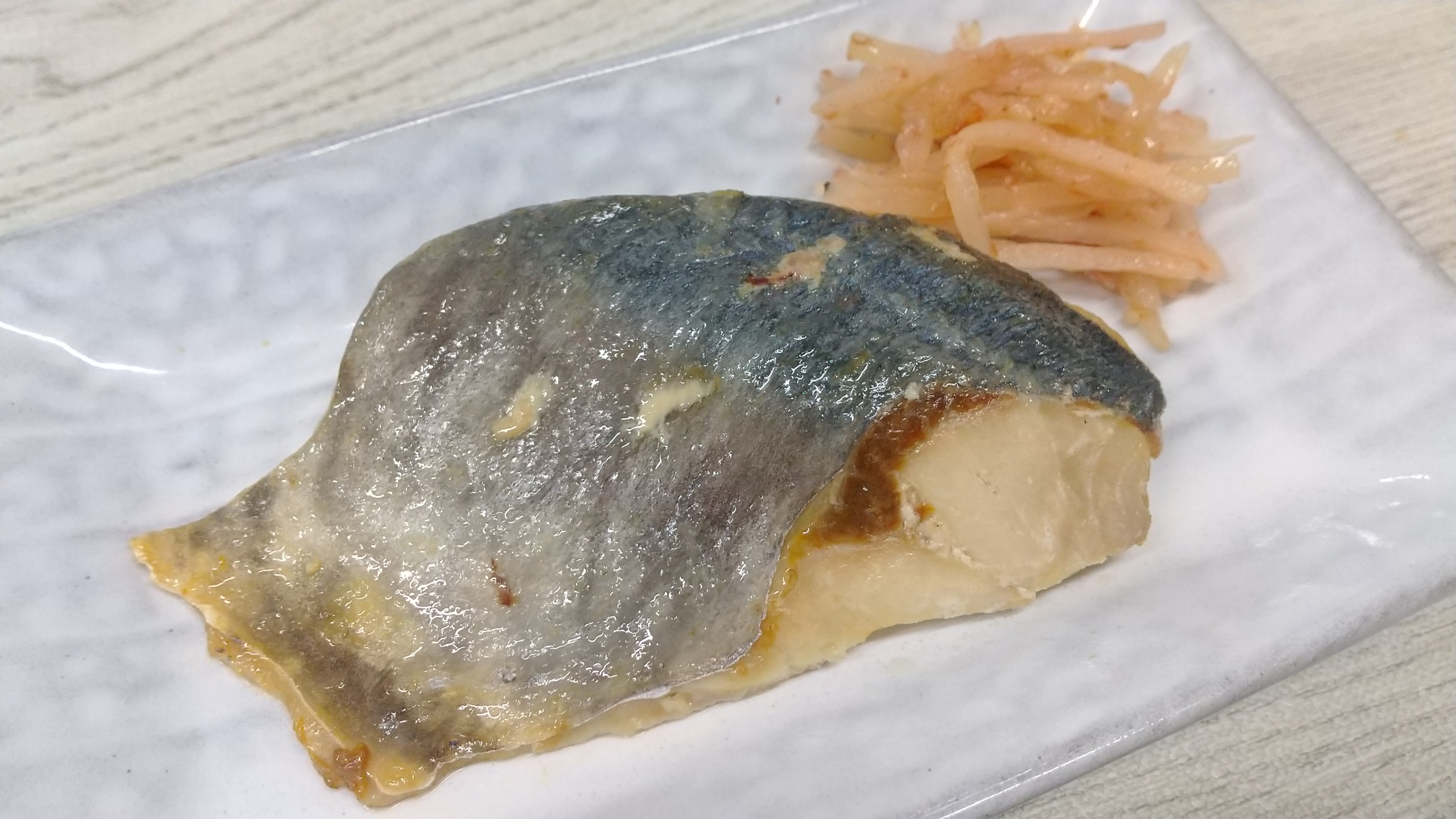 アジの塩焼き