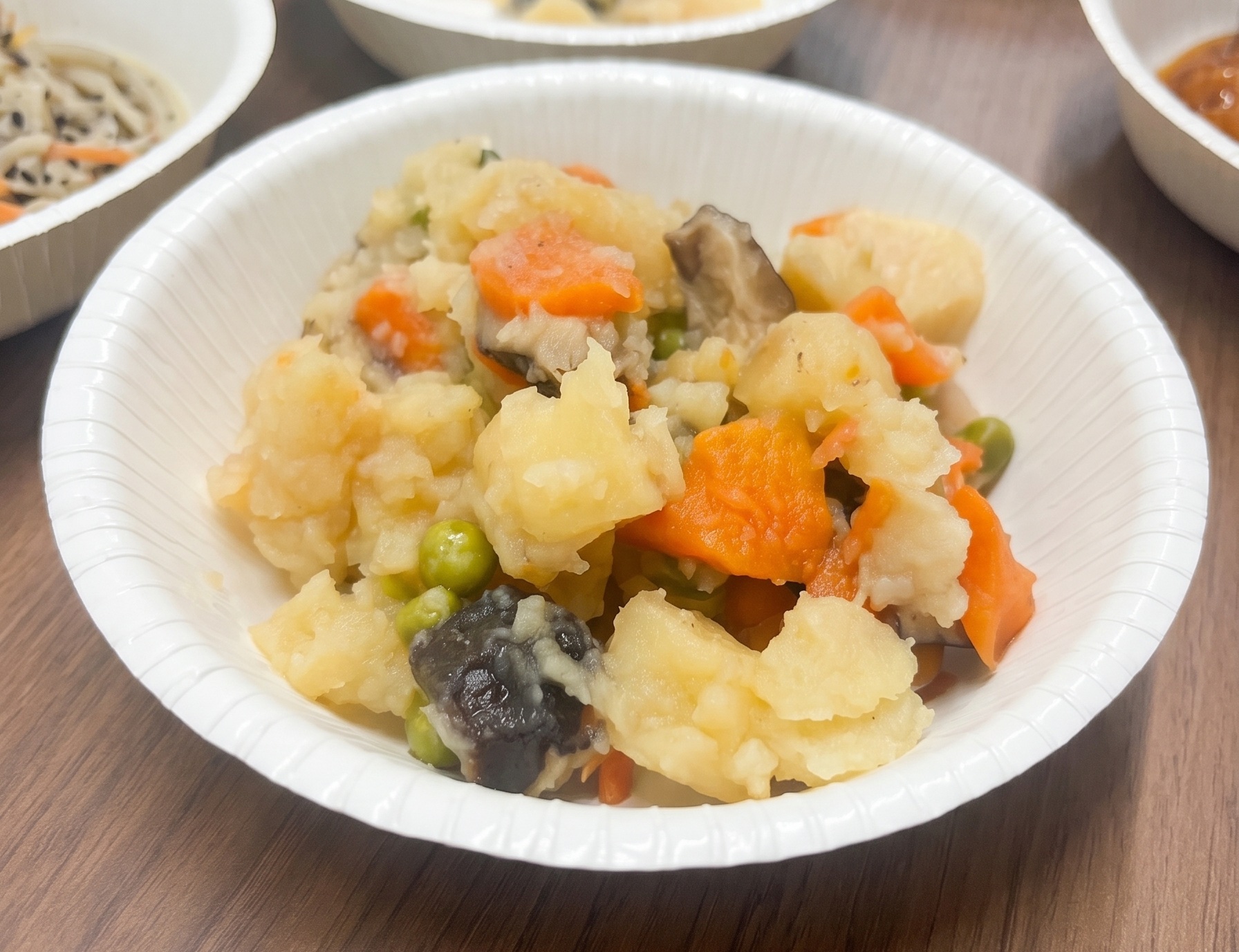 じゃが芋と椎茸の煮物